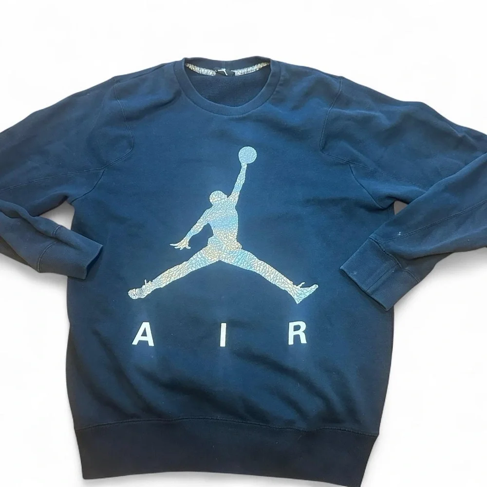 Air Jordan Black Black and Silver Jumpman Crewneck Sweatshirt‎ Size Medium